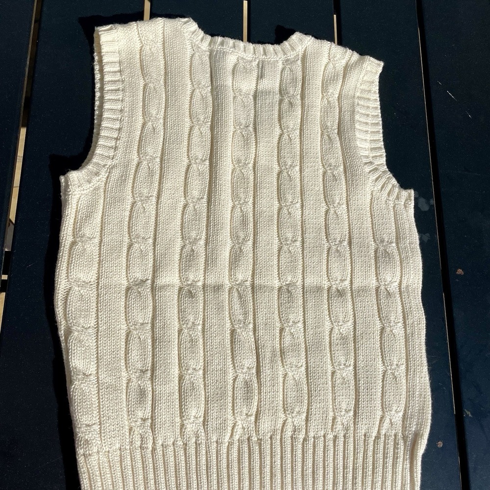 Chaps Boys Cream Cable Knit Vest NWOT Size 6 Cotton - Picture 2 of 4